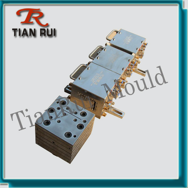 corner line mould